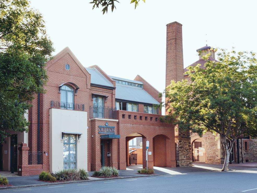 Majestic Old Lion Apartments North Adelaide Экстерьер фото