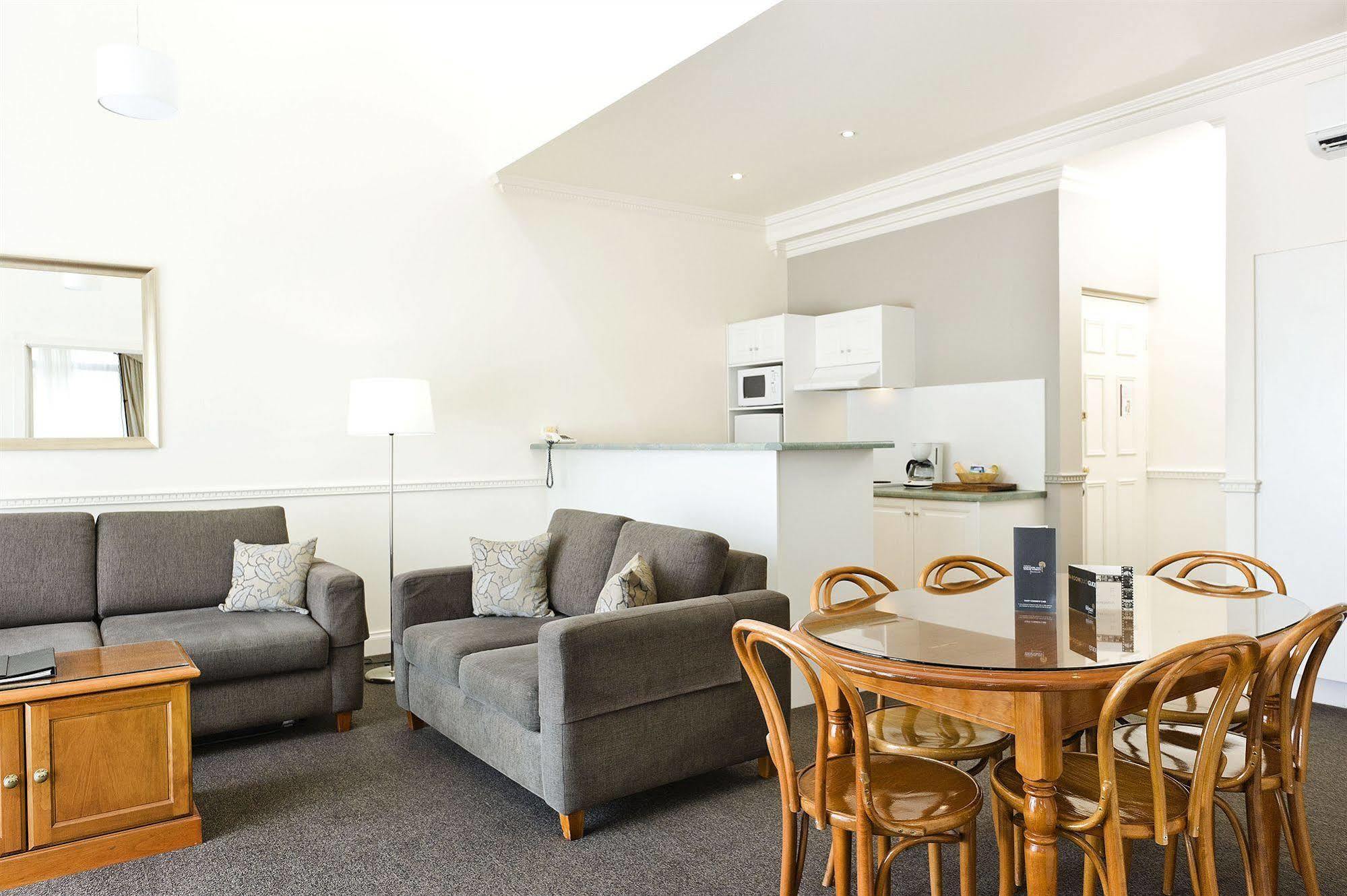 Majestic Old Lion Apartments North Adelaide Экстерьер фото